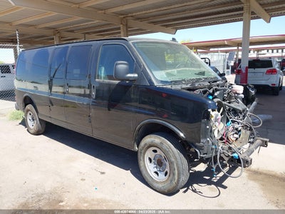 GMC SAVANA CARGO 2023