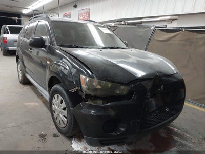 MITSUBISHI OUTLANDER 2011