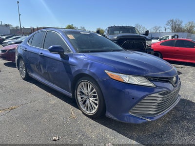 TOYOTA CAMRY 2018