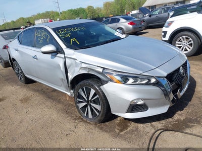 NISSAN ALTIMA 2022