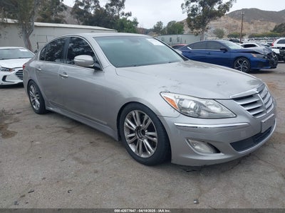HYUNDAI GENESIS 2012