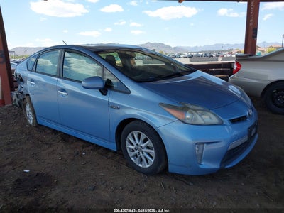 TOYOTA PRIUS PLUG-IN 2012