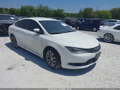 CHRYSLER 200 2015