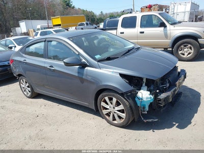 HYUNDAI ACCENT 2012