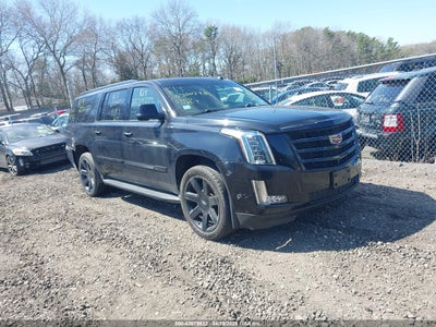 CADILLAC ESCALADE ESV 2017