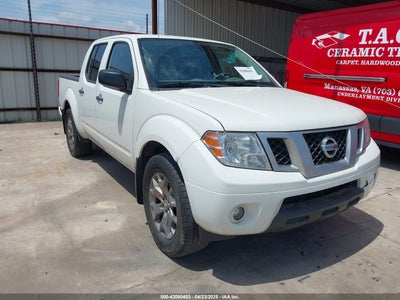 NISSAN FRONTIER 2021