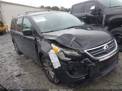 VOLKSWAGEN ROUTAN 2013