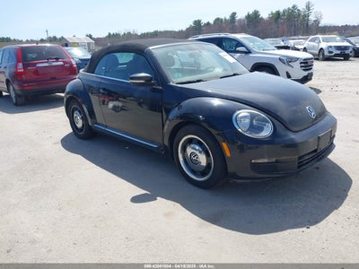 VOLKSWAGEN BEETLE 2015