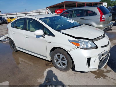 TOYOTA PRIUS 2015
