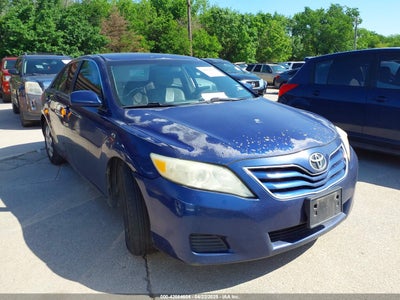 TOYOTA CAMRY 2010