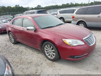 CHRYSLER 200 2013