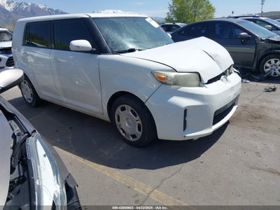 SCION XB 2012