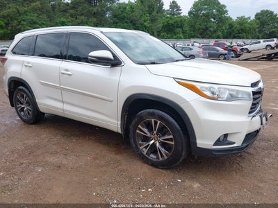 TOYOTA HIGHLANDER 2016