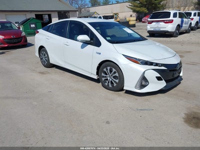 TOYOTA PRIUS PRIME 2021