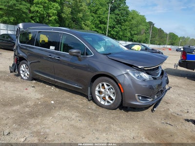 CHRYSLER PACIFICA 2020