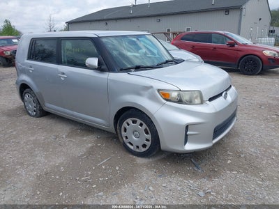 SCION XB 2012