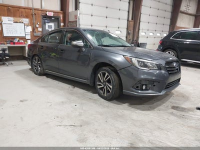 SUBARU LEGACY 2018