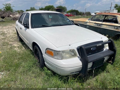FORD CROWN VICTORIA 2010