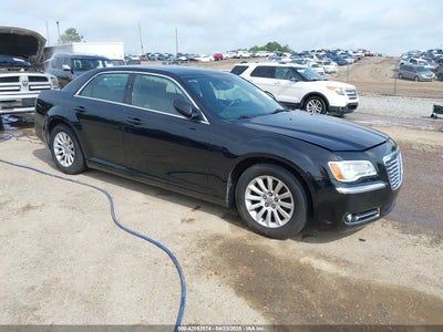 CHRYSLER 300 2013