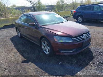 VOLKSWAGEN PASSAT 2014
