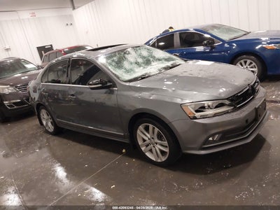 VOLKSWAGEN JETTA 2017