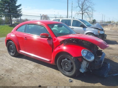 VOLKSWAGEN BEETLE 2012