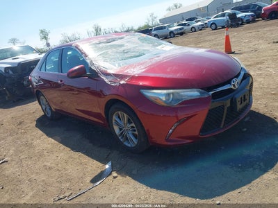 TOYOTA CAMRY 2016