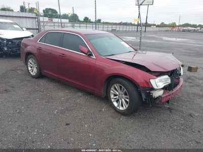 CHRYSLER 300 2017