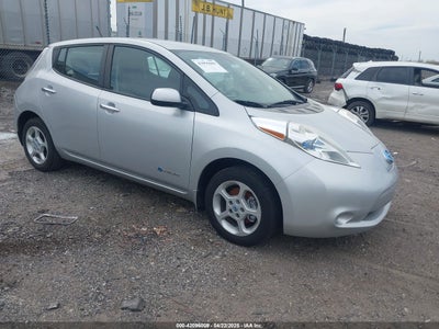 NISSAN LEAF 2013
