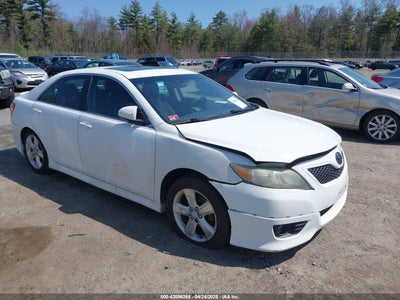 TOYOTA CAMRY 2011