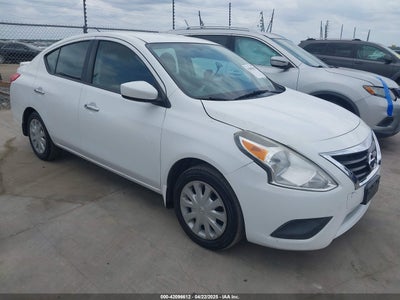 NISSAN VERSA 2015
