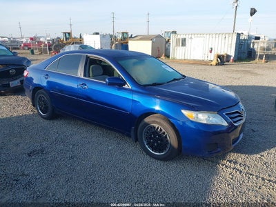 TOYOTA CAMRY 2010