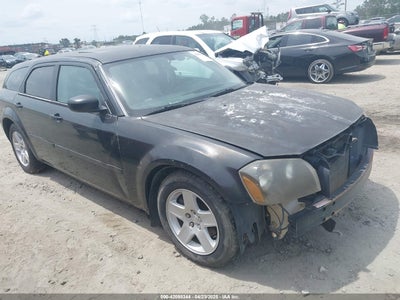DODGE MAGNUM 2005