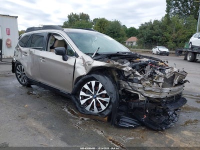 SUBARU OUTBACK 2015