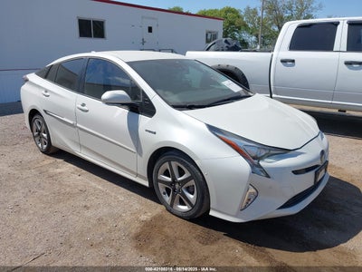 TOYOTA PRIUS 2018