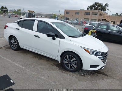 NISSAN VERSA 2023