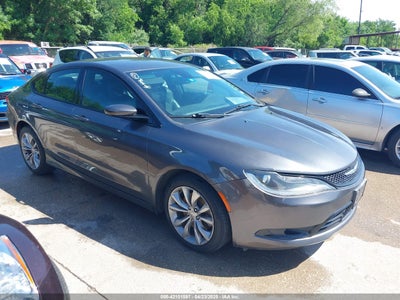 CHRYSLER 200 2015