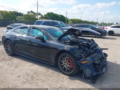 PORSCHE PANAMERA 2021