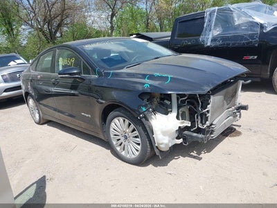 FORD FUSION HYBRID 2016