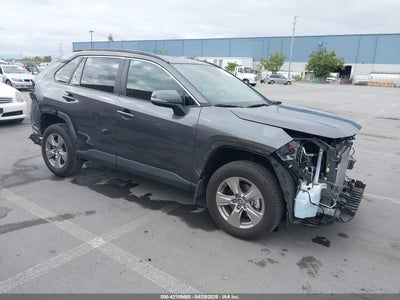 TOYOTA RAV4 2024