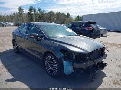 FORD FUSION HYBRID 2017
