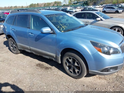 SUBARU OUTBACK 2010
