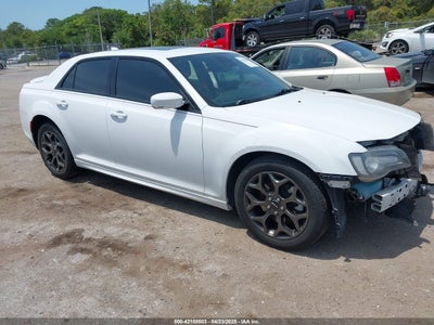 CHRYSLER 300 2018