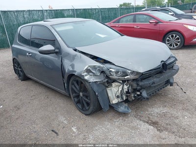 VOLKSWAGEN GOLF 2010