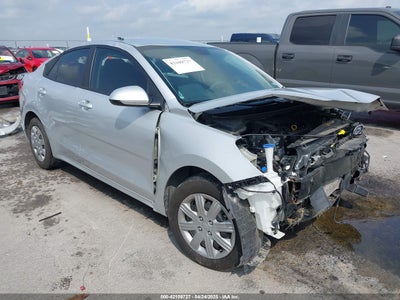 KIA RIO 2023