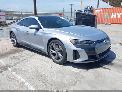 AUDI E-TRON GT 2022