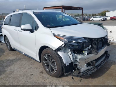 TOYOTA SIENNA 2025
