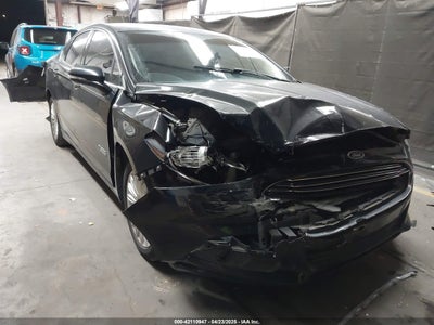 FORD FUSION ENERGI 2016