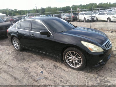 INFINITI G37 2010