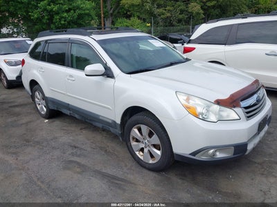 SUBARU OUTBACK 2012